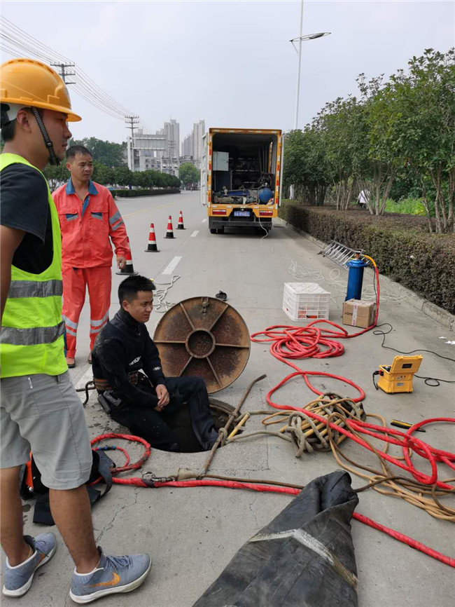 海尾镇翻衬法管道修复技术主要工序